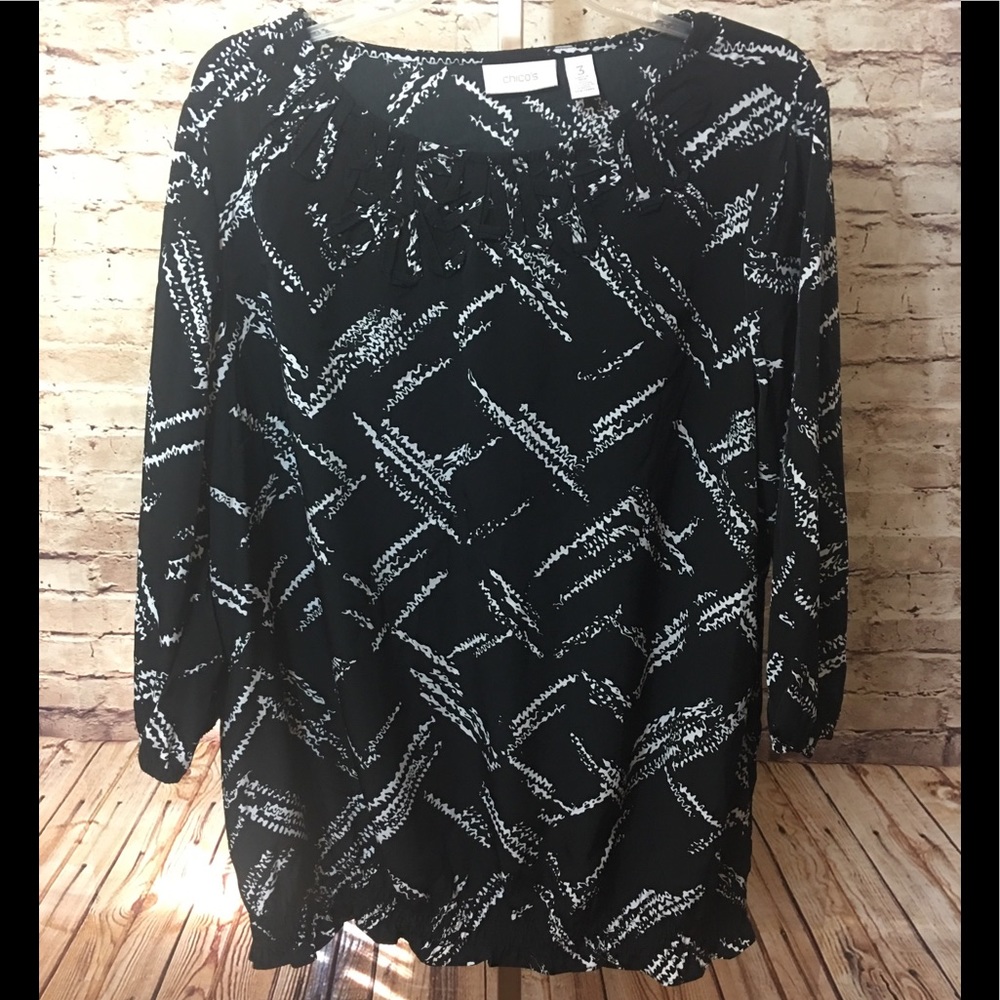 💥4/$20💥Chico’s Black White Print Peasant Blouse